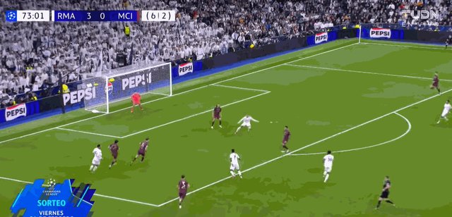 维尼修斯.gif